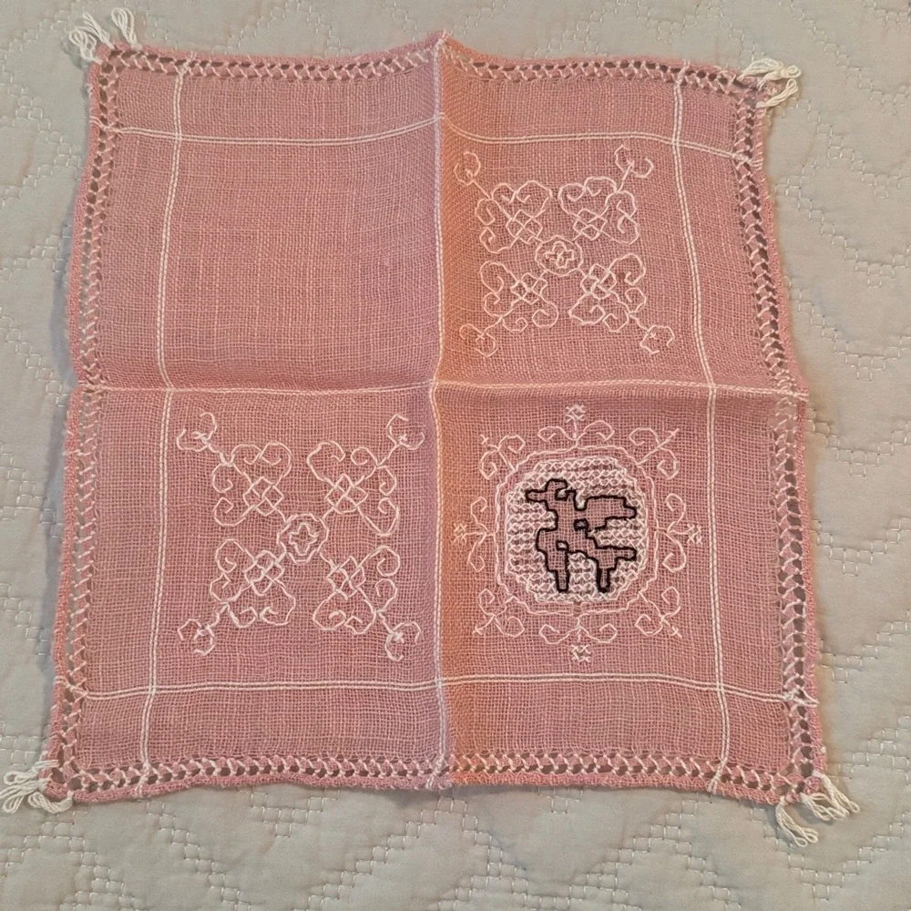 Vintage Italian Linen Handmade Pink Tablecloth and 6 napkins